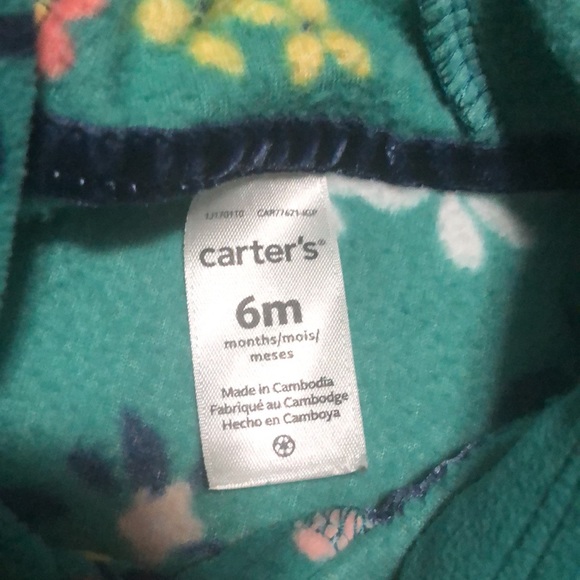 Carter’s Sweater / Jacket - Picture 2 of 2